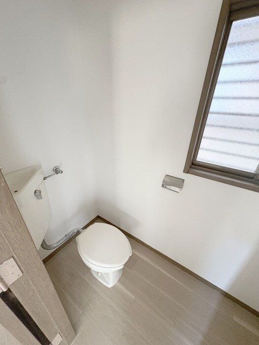物件内観写真12　(トイレ)