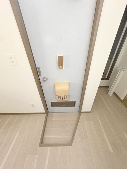 物件内観写真14　(玄関)