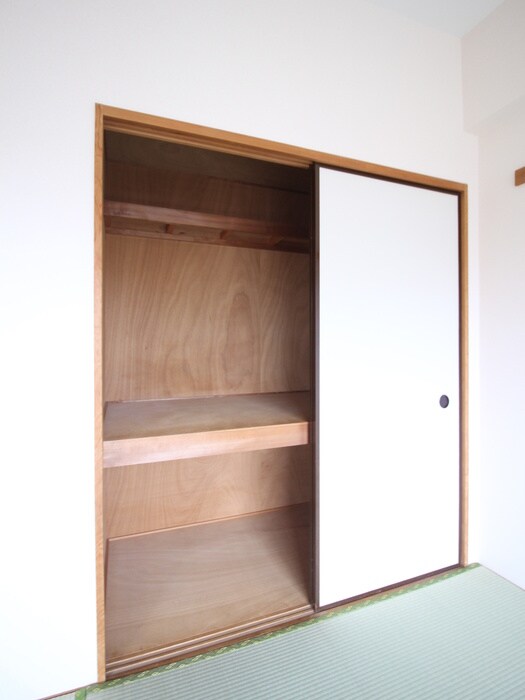 物件内観写真18　(収納)