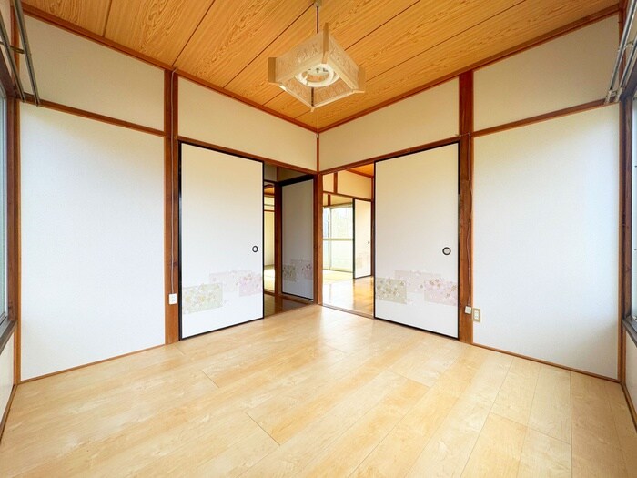 物件内観写真5　(居室)