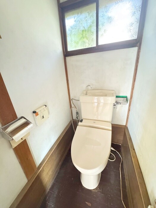 物件内観写真9　(トイレ)