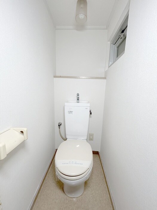 物件内観写真13　(トイレ)