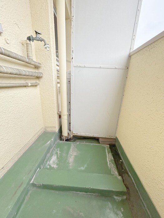 物件内観写真15　(洗濯機置場)