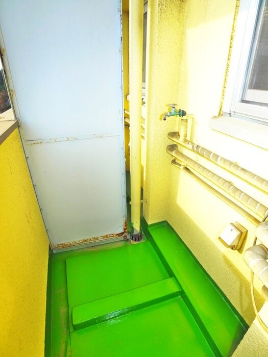 物件内観写真17　(洗濯機置場)