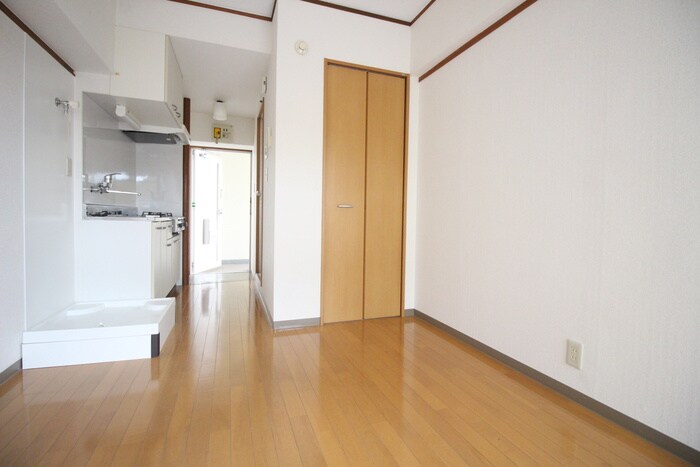 物件内観写真10　(居室)