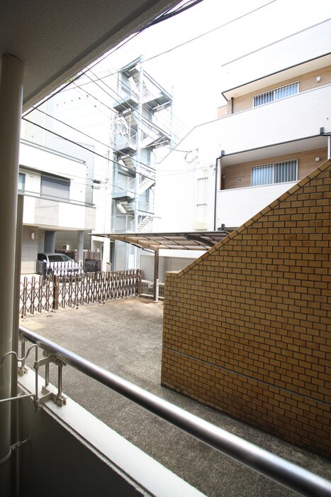 物件内観写真22　(室内からの展望)