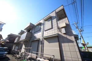 カ－サディフォレスタ外観写真