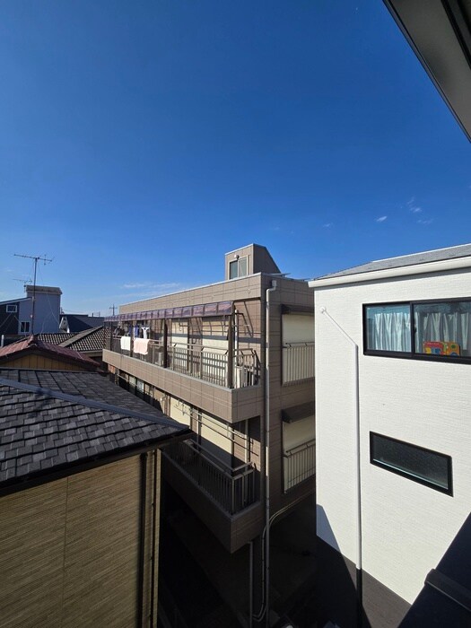 物件内観写真22　(室内からの展望)