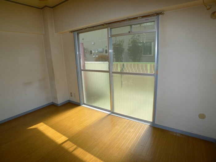 物件内観写真6　(居室)