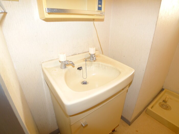 物件内観写真8　(洗面)