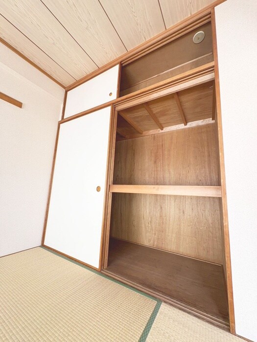 物件内観写真10　(収納)