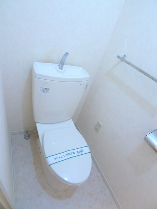 物件内観写真15　(トイレ)