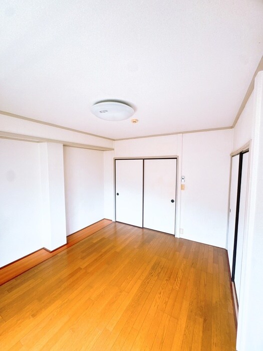 物件内観写真11　(居室)