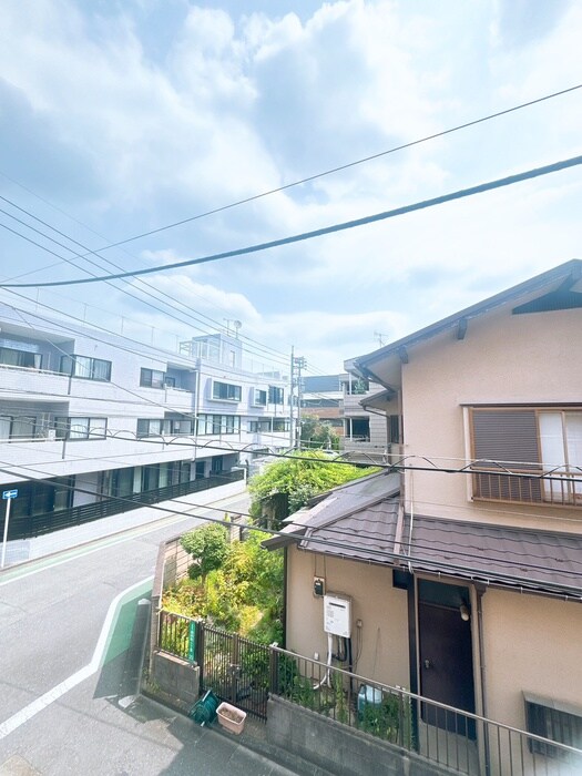 物件内観写真15　(室内からの展望)