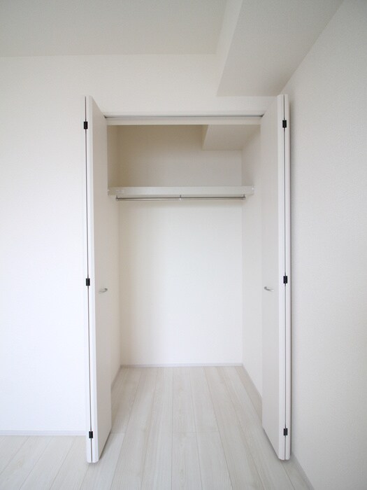 物件内観写真10　(収納)