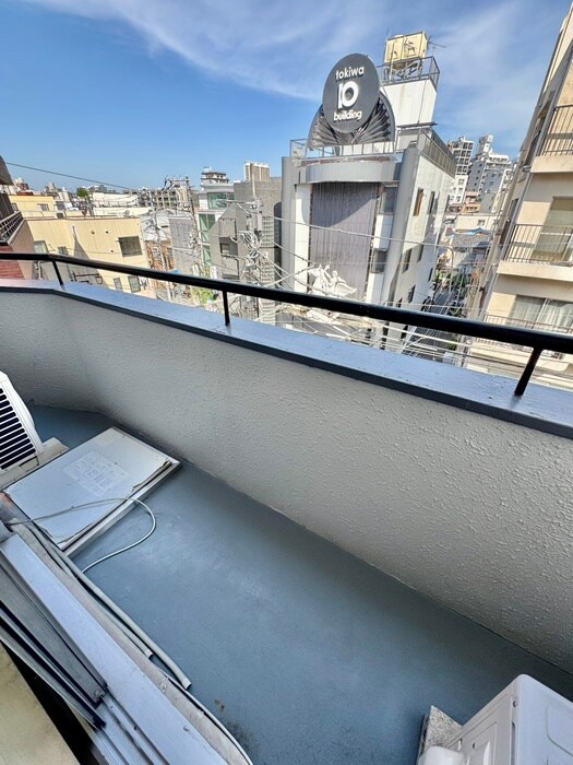 物件内観写真8　(ベランダ・バルコニー)