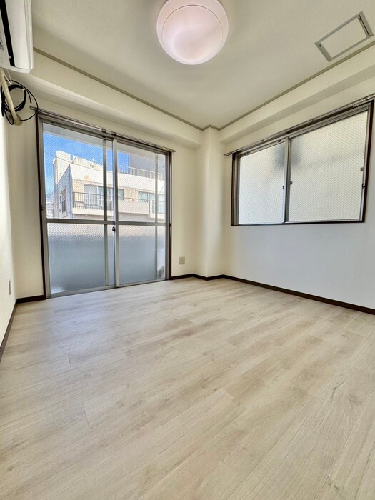 物件内観写真10　(居室)