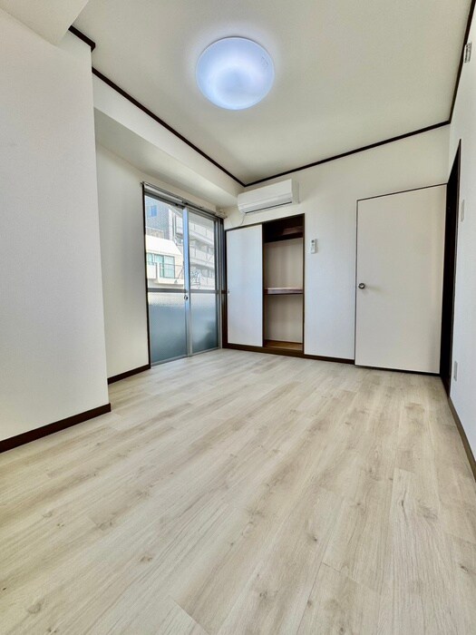 物件内観写真12　(居室)