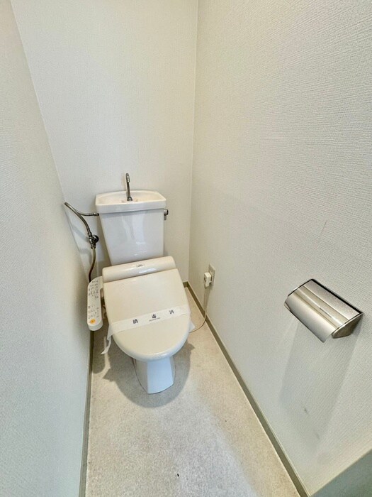 物件内観写真16　(トイレ)