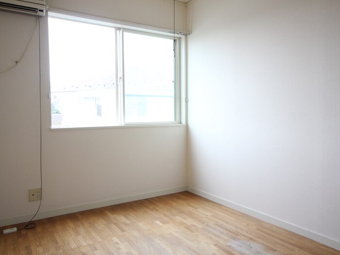 物件内観写真10　(居室)