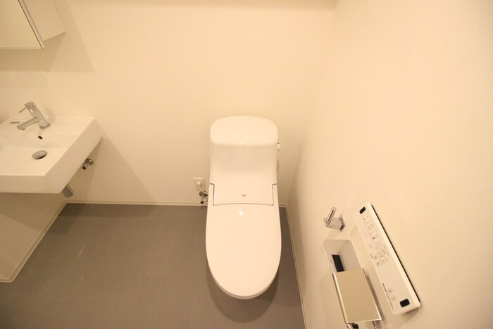 物件内観写真11　(トイレ)