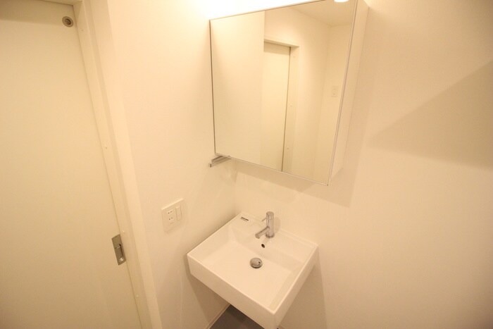 物件内観写真12　(洗面)