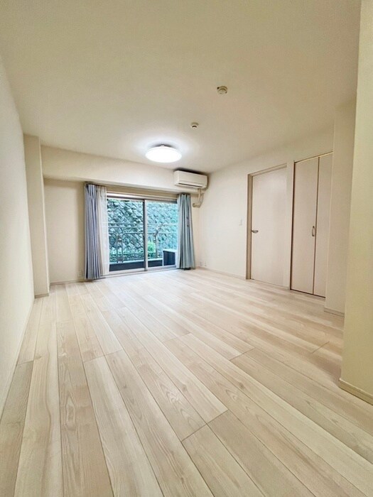 シャトー文京（２０４）の居室