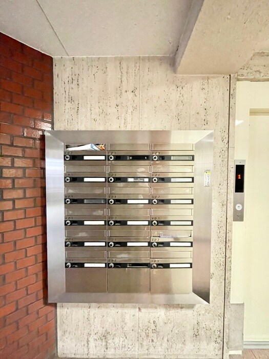 物件外観写真6　(建物設備)