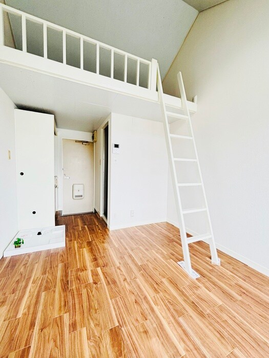 物件内観写真16　(居室)