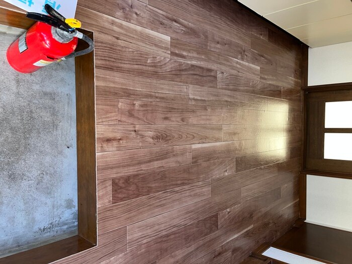 物件内観写真15　(玄関)