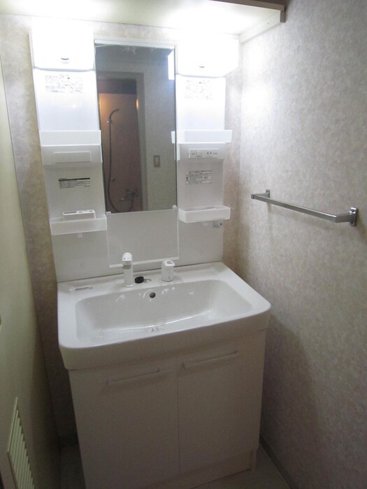 物件内観写真6　(洗面)