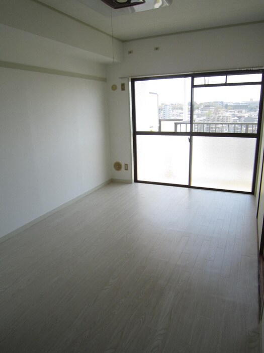 物件内観写真11　(居室)