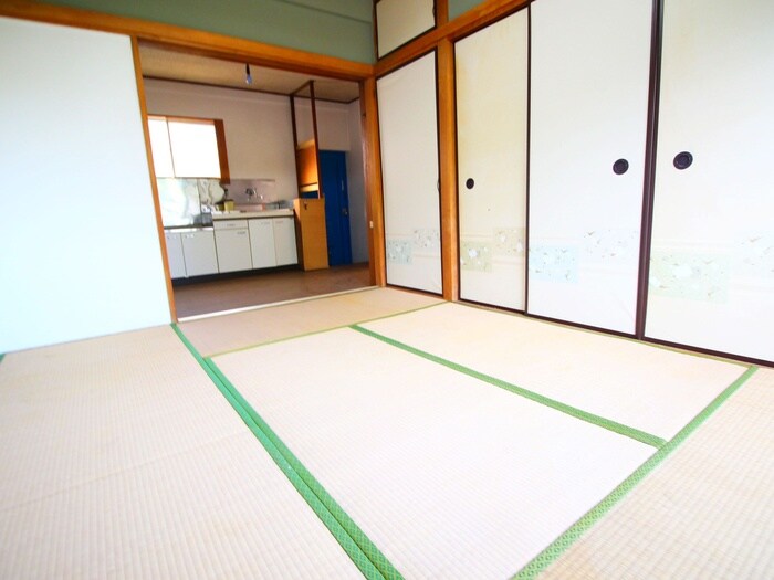 物件内観写真6　(居室)