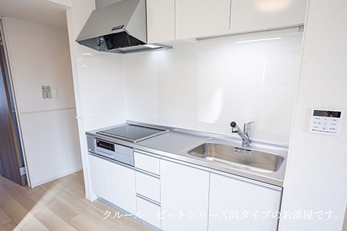 物件内観写真3　(キッチン)