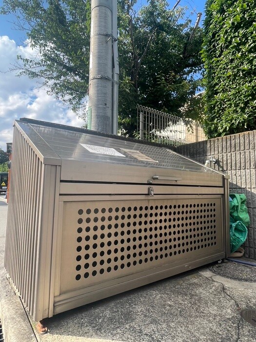 物件外観写真4　(建物設備)