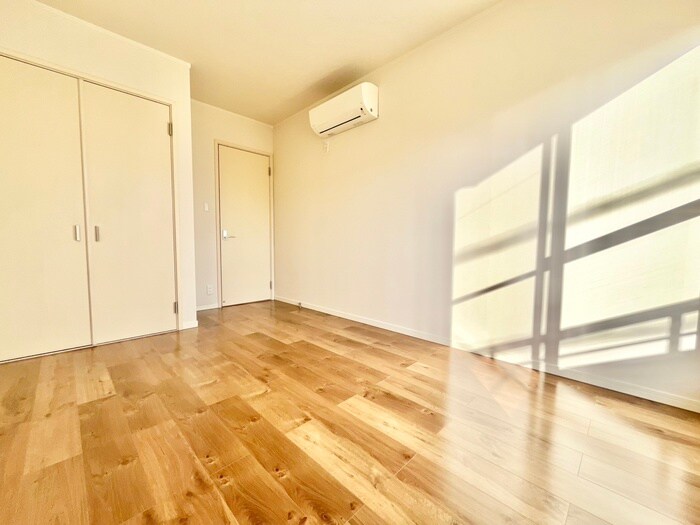 物件内観写真11　(居室)