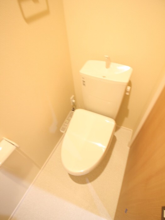 物件内観写真13　(トイレ)