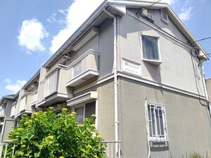 ウィスタリア外観写真