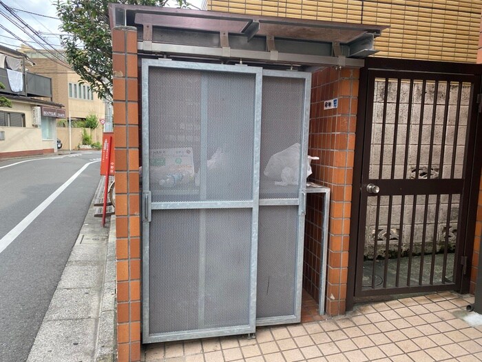 物件外観写真4　(建物設備)