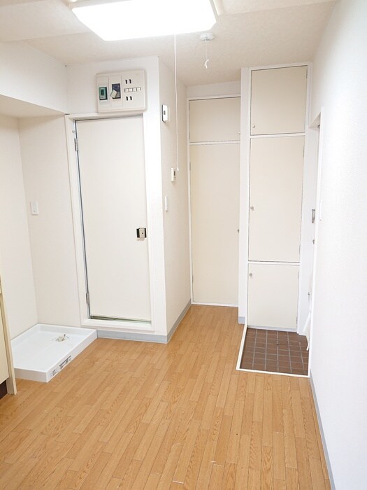 物件内観写真10　(内観写真)