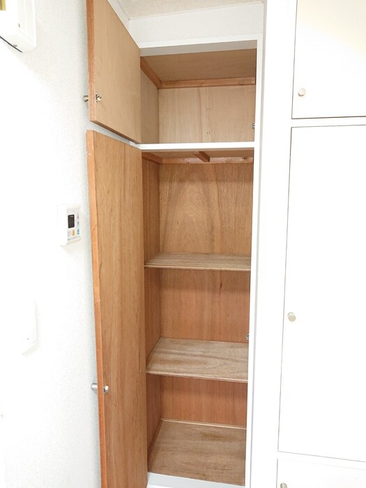 物件内観写真15　(靴箱)