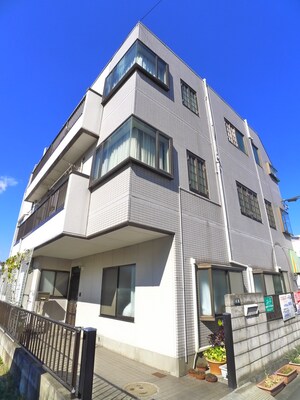 グランドマンシヨン外観写真