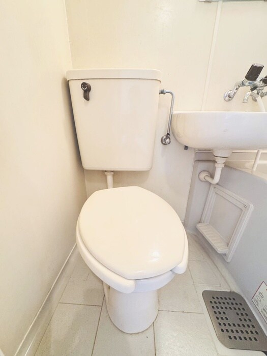 物件内観写真13　(トイレ)