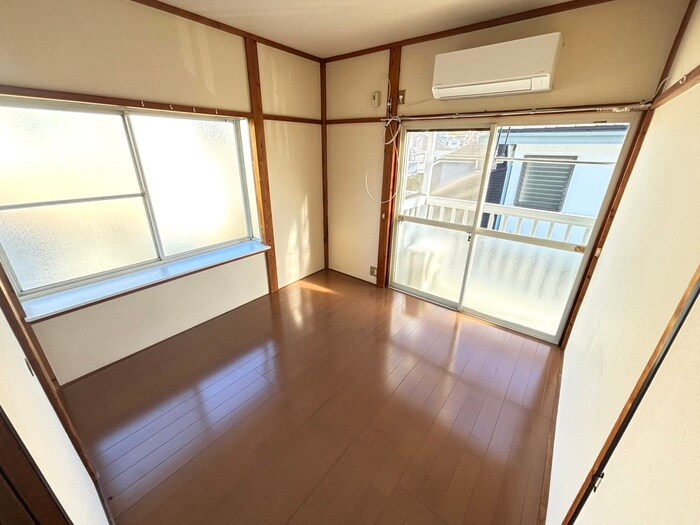 物件内観写真8　(居室)