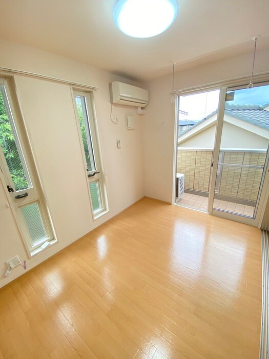 物件内観写真7　(居室)