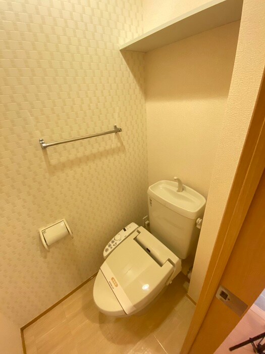 物件内観写真15　(トイレ)