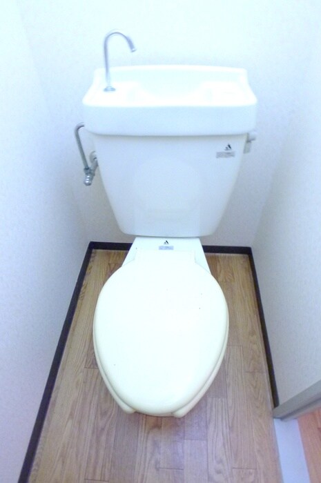 物件内観写真15　(トイレ)