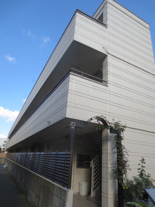 メゾン・クレールの物件外観写真