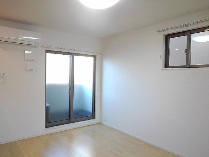 物件内観写真9　(内観写真)