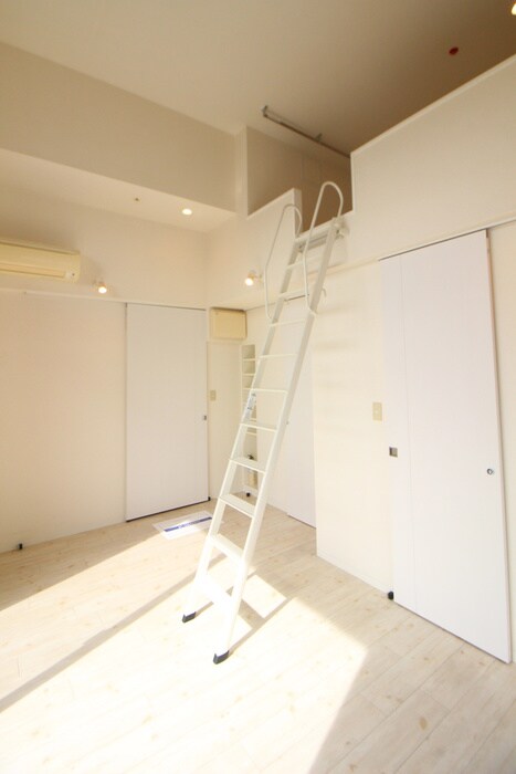 物件内観写真10　(居室)